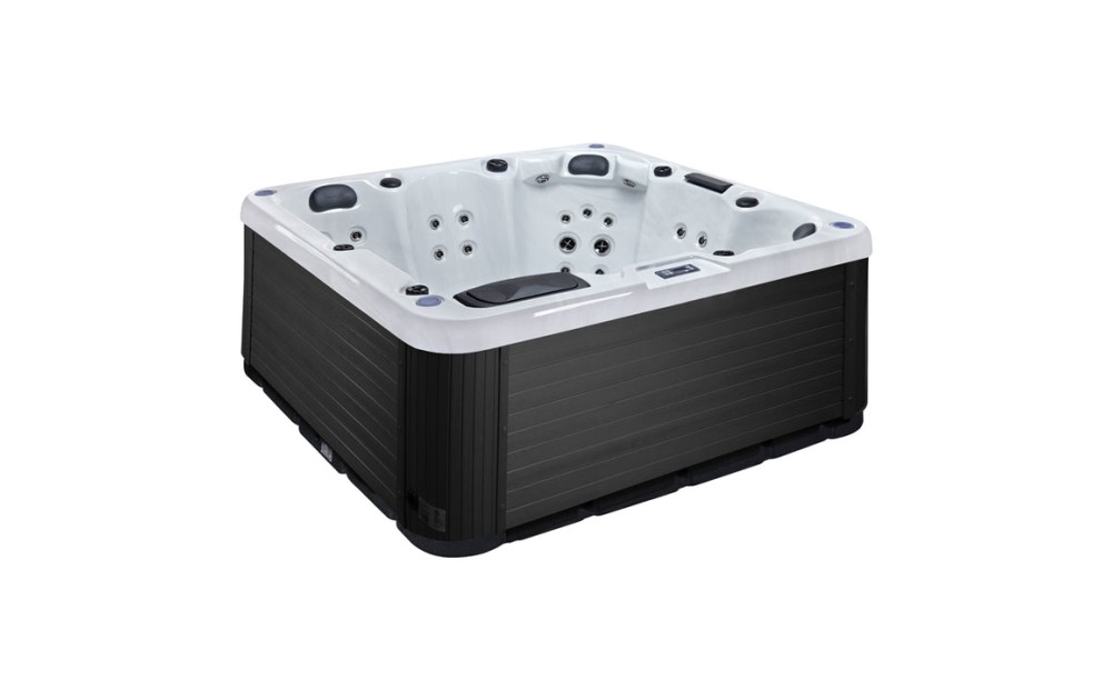 Georgian LTE - 4-Person Hot Tub