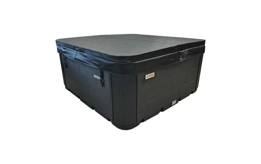 Georgian - 4-Person Hot Tub
